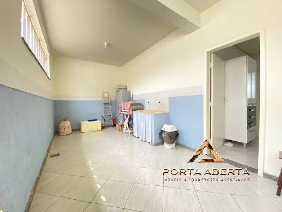 Imagem Casa triplex Iguaçu- cod 1194