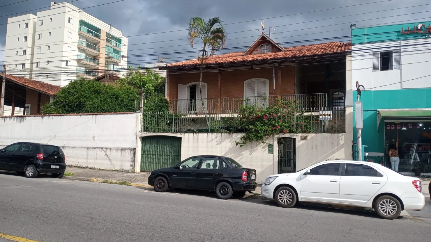 Imagem Casa à venda 3 Quartos, 1 Suite, 2 Vagas, 305M², Vila Bourghese, Pindamonhangaba - SP