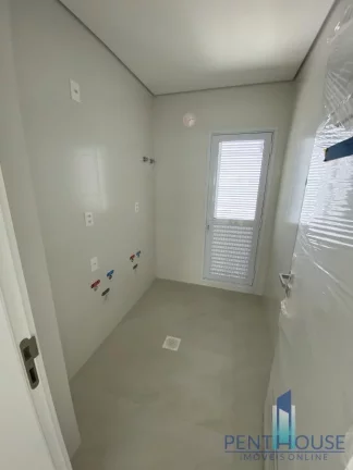 Imagem Apartamento Zona Central para Venda em Balneário Camboriú, CENTRO, 4 dormitórios, 2 suítes, 3 banheiros, 2 vagas