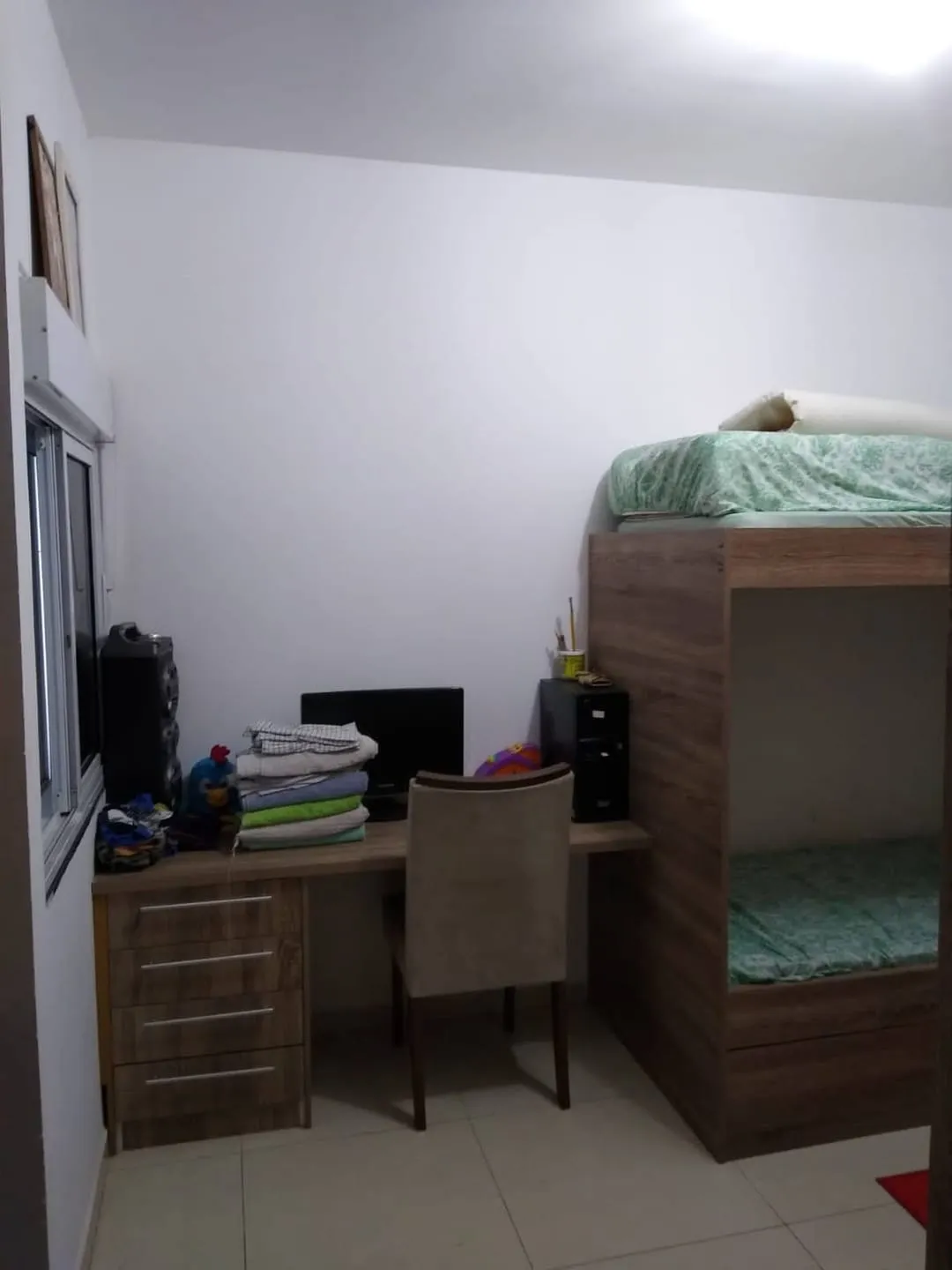 Imagem Casa à venda 2 Quartos, 1 Suite, 2 Vagas, 90M², Azeredo, Pindamonhangaba - SP