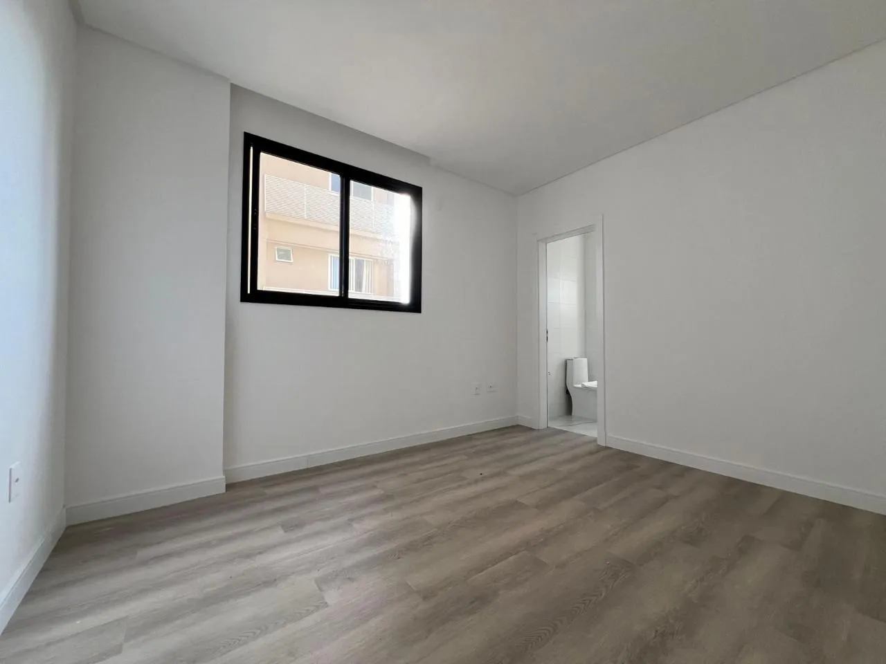 Imagem Apartamento à venda com 117m2 por R$ 1.860.000,00