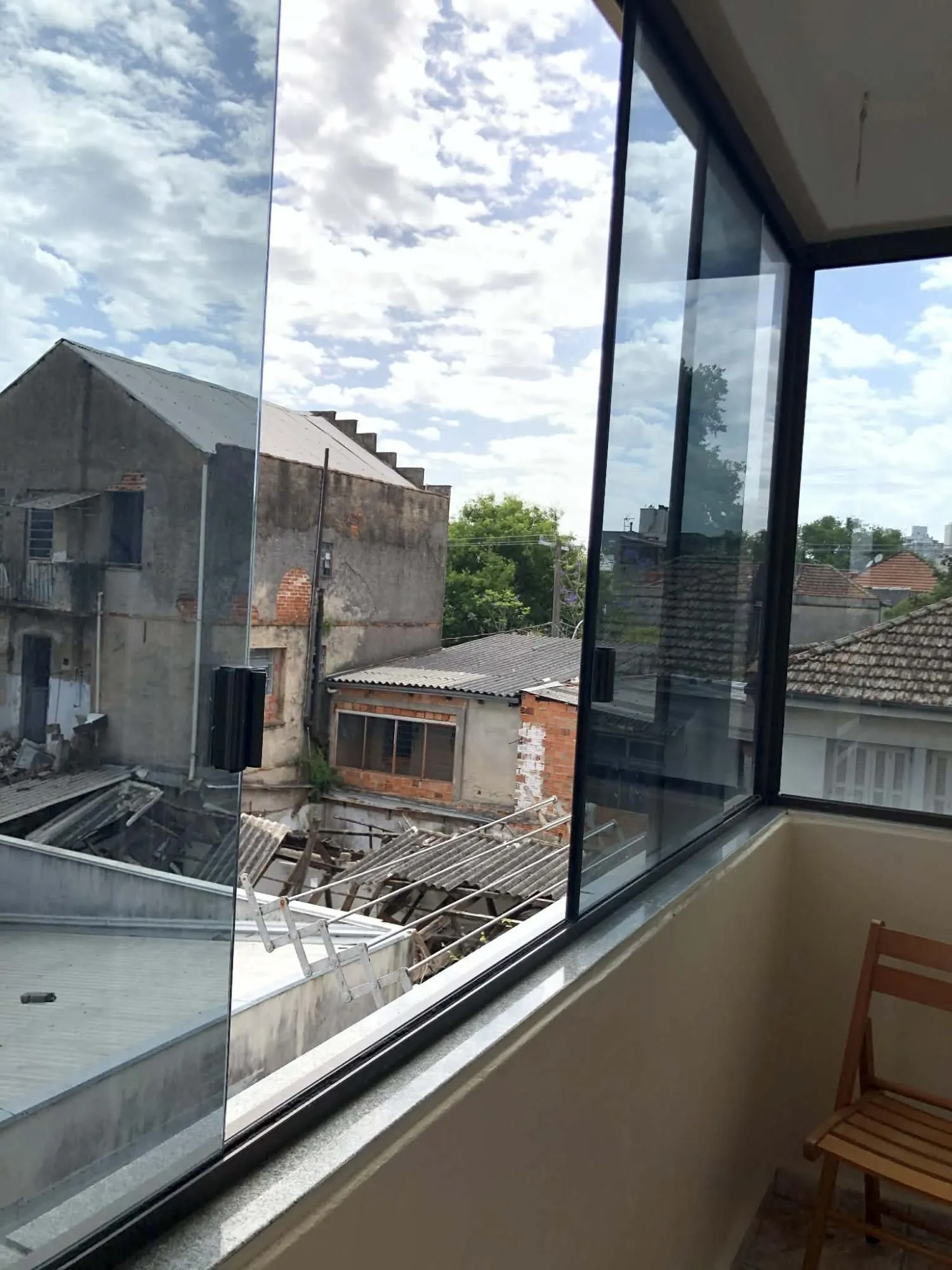 Imagem Predio residencial sendo uma cobertura e mais 03 apartamentos