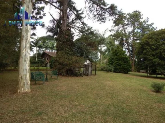Imagem CASA ESTILO GRANJEIRO, NO CORAÇÃO DA GRANJA VIANA. TERRENO GIGANTE