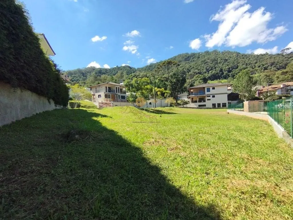 Imagem Terreno em Condomínio para Venda em Teresópolis / RJ no bairro Vargem Grande