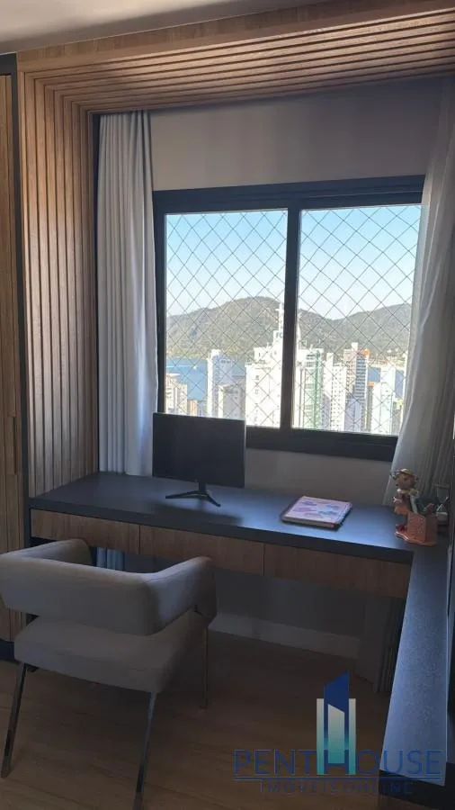 Imagem Apartamento Zona Central para Venda em Balneário Camboriú, BARRA SUL, 4 dormitórios, 2 suítes, 3 banheiros, 3 vagas