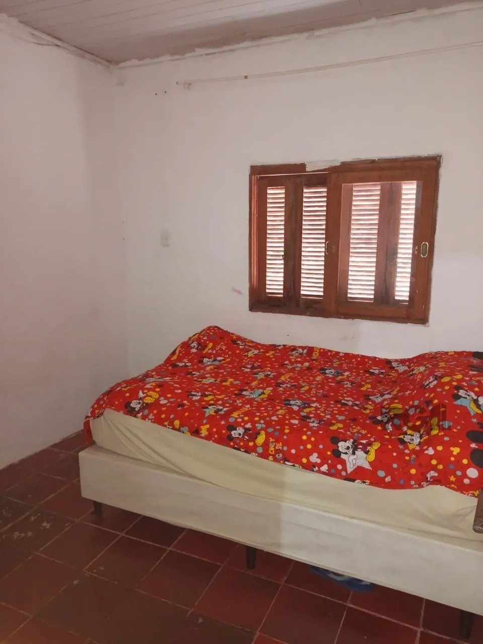 Imagem Casa para Venda - 482m², 3 dormitórios, 3 vagas - Camaquã, Porto Alegre