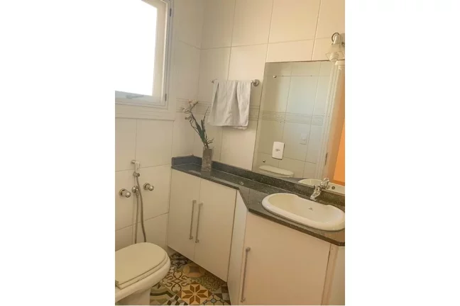 Imagem Casa em Condomínio para venda no bairro Chácara das Pedras em Porto Alegre