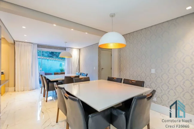 Imagem Casa Alto Padrão, amplo terreno, 03 quartos c/suíte, piscina, 8 vagas, em Santa Felicidade Curitiba PR