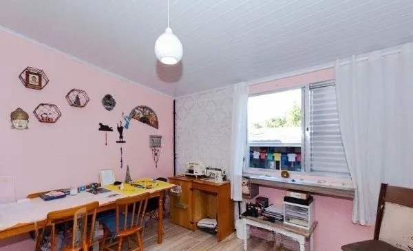 Imagem Casa no bairro Tristeza de 4 dormitórios e 4 vagas