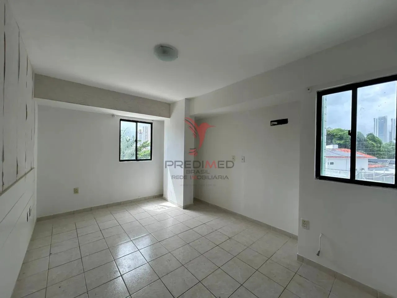 Imagem Apartamento com 127 mts2. Nascente sul em Manaira- 3 Suites. Varanda