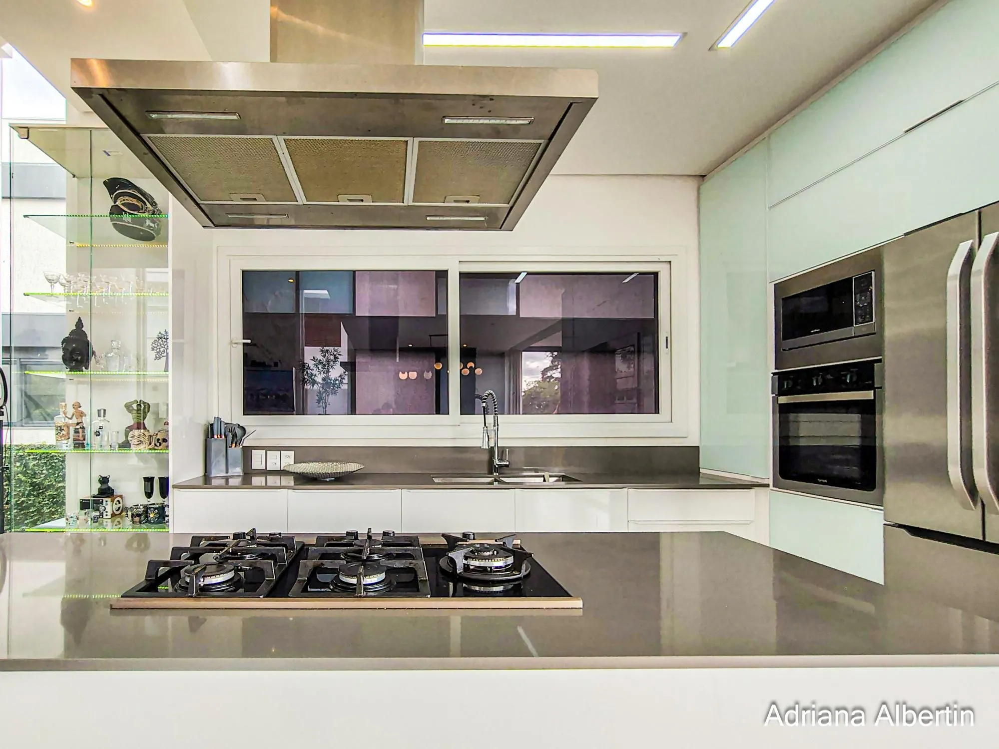 Imagem Casa em Condomínio Toscana - Alphaville - Porteira Fechada!!!