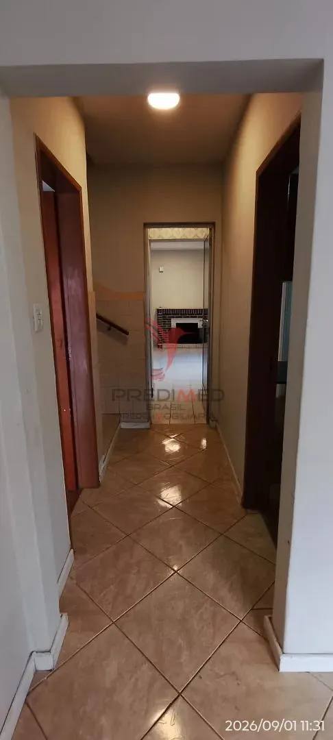 Imagem PRONTO PARA MORAR NO CENTRO: SOBRADO DE 3 DORMS, SUITE E 2 VAGAS