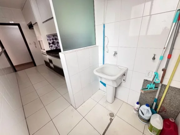 Imagem EXCELENTE APARTAMENTO NO BAIRRO GUILHERMINA COM 2 DORMITÓRIOS!!!
