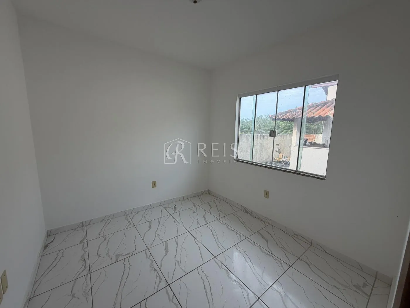 Imagem Casa para Venda em Rio das Ostras, Chácara Mariléa, 2 dormitórios, 1 banheiro, 1 vaga