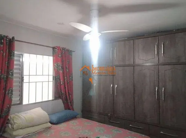 Imagem Casa com 3 dormitórios à venda, 180 m² por R$ 450.000,00 - Jardim Jovaia - Guarulhos/SP