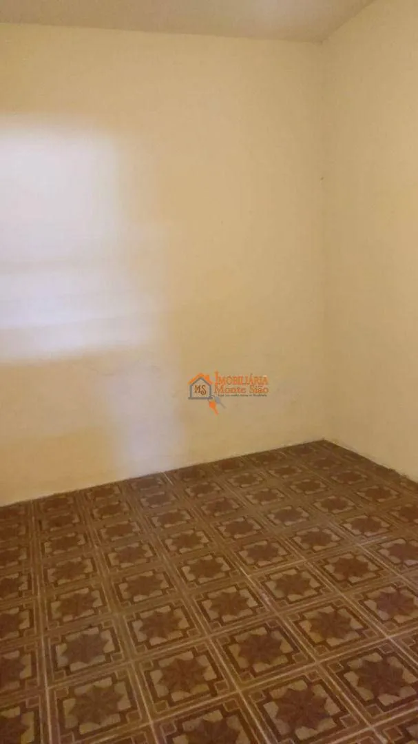 Imagem Sobrado com 2 dormitórios à venda, 125 m² por R$ 410.000,00 - Jardim Santa Emilia - Guarulhos/SP