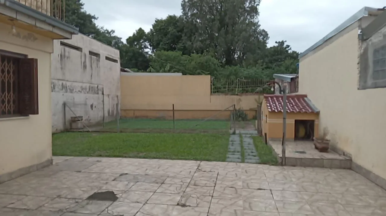 Imagem Casa 03 dormitórios, com páteo
