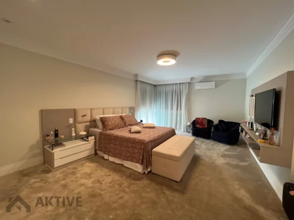 Imagem Casa de Condomínio em Centro de Apoio I (Alphaville) - Santana de Parnaíba