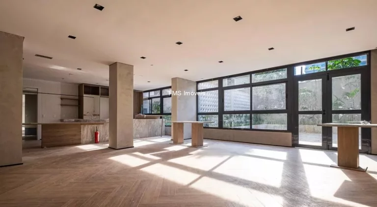 Imagem Studio à venda em Pinheiros, com 1 quarto, 1 banheiro, 24m² de área.