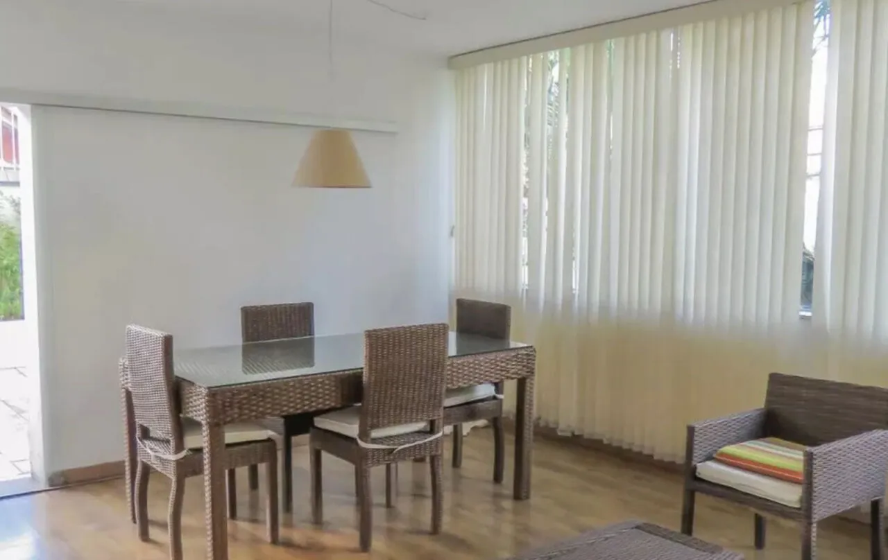 Imagem Apartamento em Indianópolis com 1 Dormitório, Vaga e Excelente Localização,