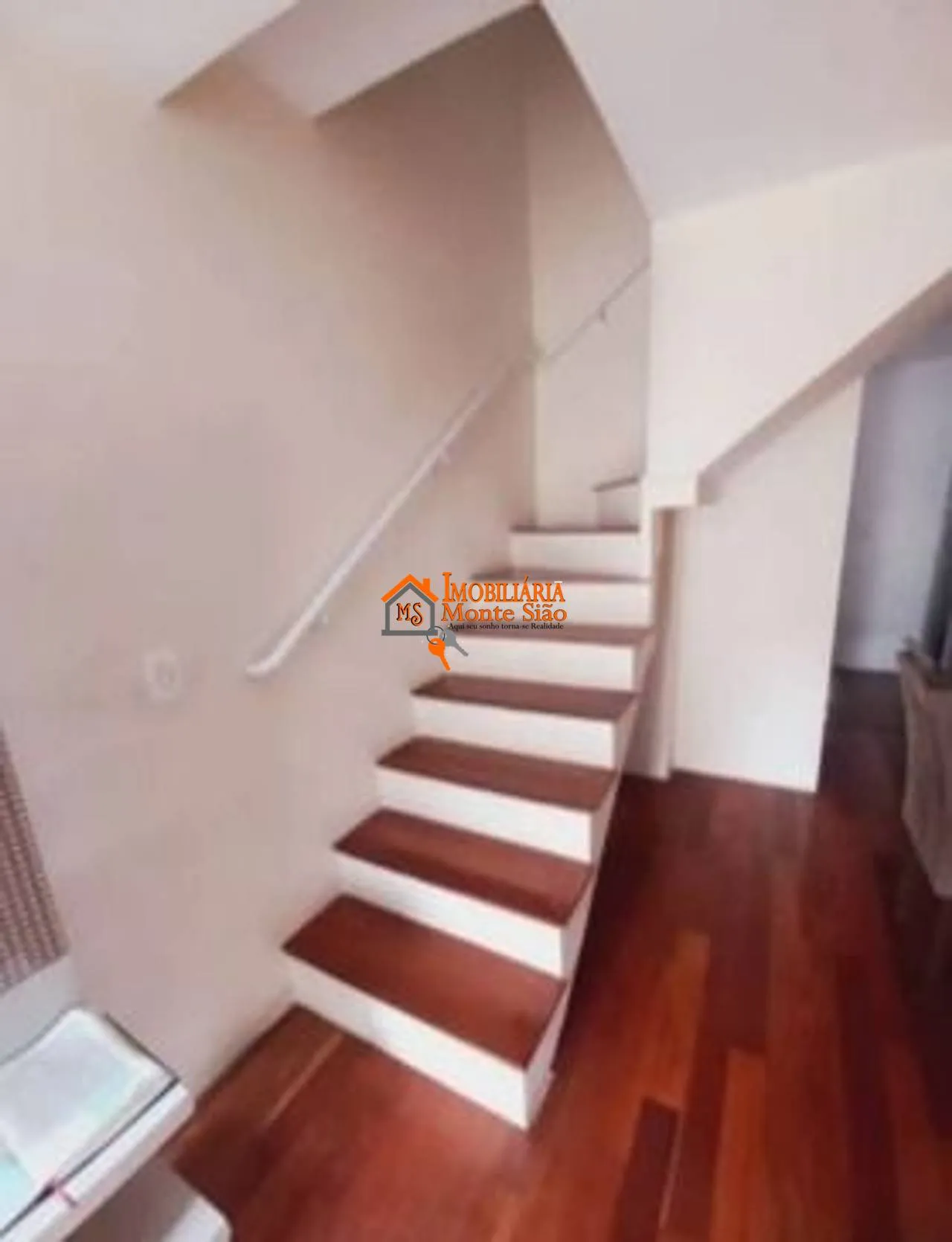 Imagem Sobrado com 2 dormitórios à venda, 54 m² por R$ 420.000,00 - Jardim Nova Cidade - Guarulhos/SP