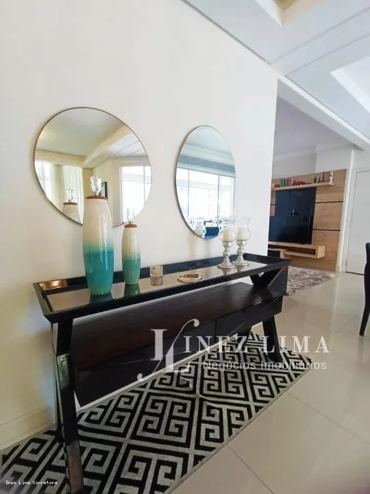 Imagem Apartamento 3 dormitórios para Venda em Itapema, meia praia, 3 dormitórios, 3 suítes, 4 banheiros, 2 vagas