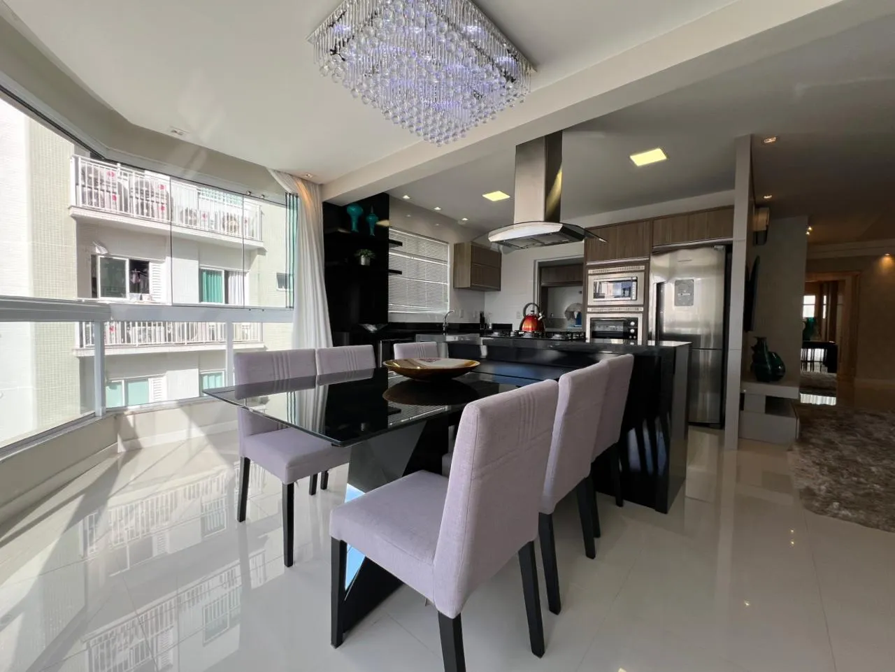 Imagem Apartamento com vista para o mar à venda com 148m2 por R$ 2.900.000,00