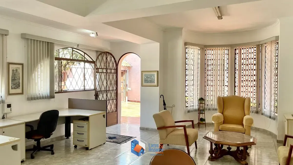 Imagem Casa para venda em Aclimação com 3 quartos, sendo 3 suítes, 265m²