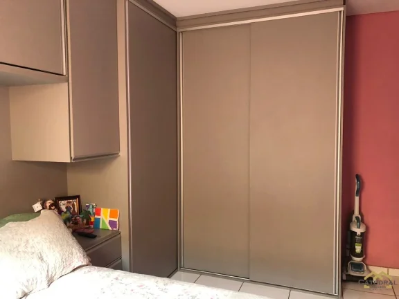 Imagem Casa 2 quartos (1 Suíte) 2 vagas cobertas Jardim Novo Mundo - Várzea Paulista/SP