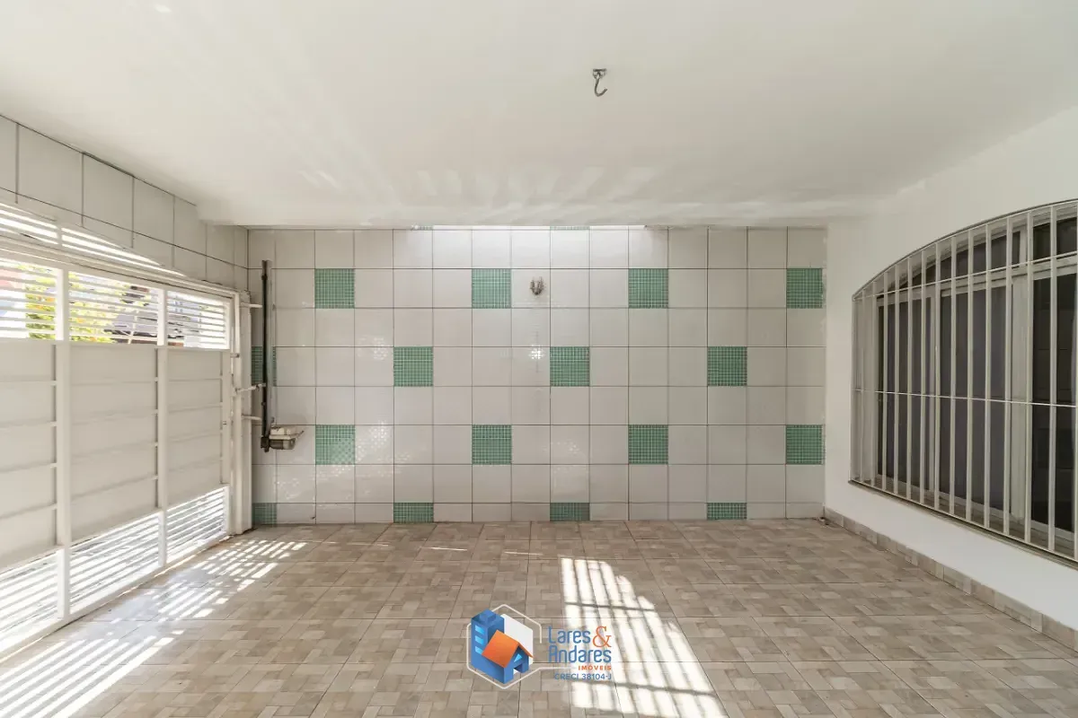 Imagem Sobrado para venda em Jardim Umuarama com 3 quartos, sendo 1 suíte, 180m²
