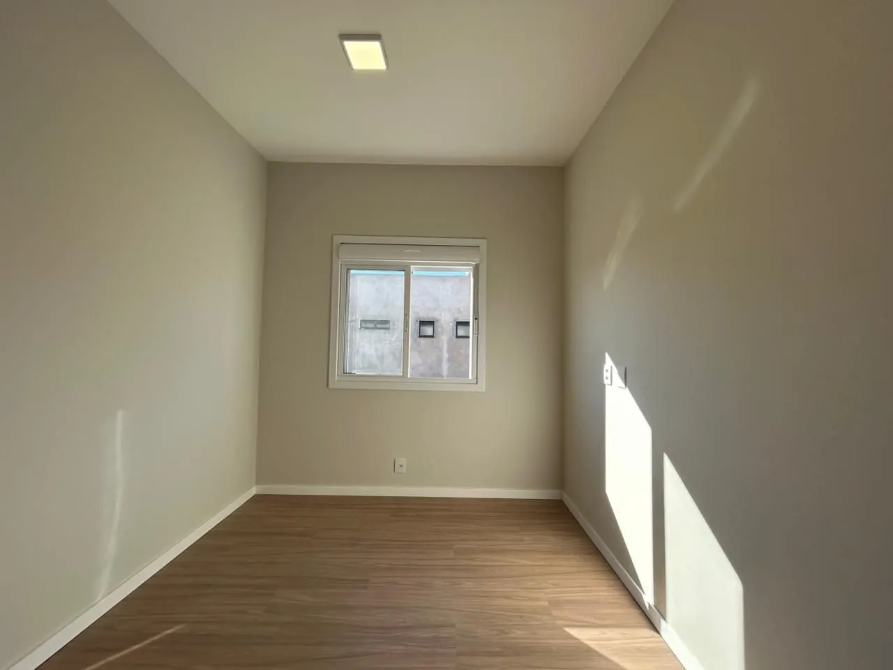 Imagem Casa Nova à venda no Loteamento Jardins!! 3 dormitórios,1 suíte, com um lindíssimo pôr do sol, uma casa confortável para a família !!