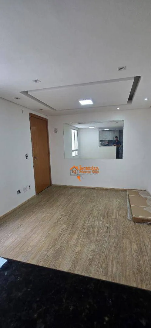 Imagem Apartamento com 2 dormitórios à venda, 49 m² por R$ 235.000,00 - Água Chata - Guarulhos/SP