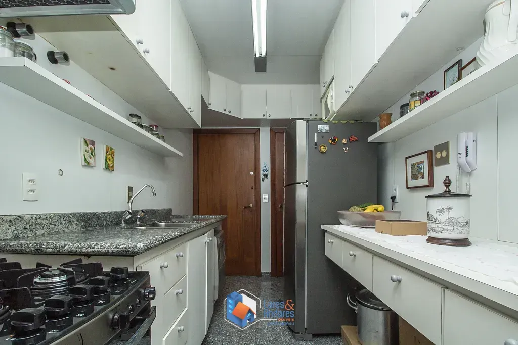 Imagem Apartamento para venda em Moema com 3 quartos, sendo 3 suítes, 100m²