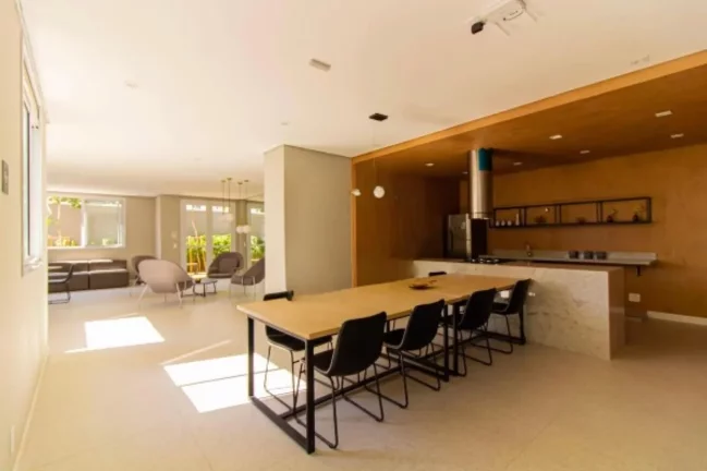 Imagem LAPARQUE - ENGELUX - Apartamento de 41m², 2 dormitórios, com varanda e vaga de garagem!