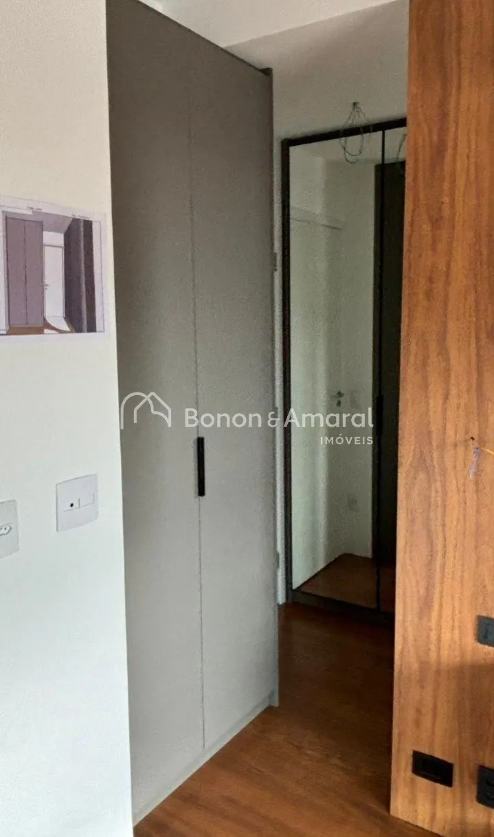 Imagem "Luxuoso Apartamento com Varanda Gourmet e Vista Deslumbrante no Taquaral"