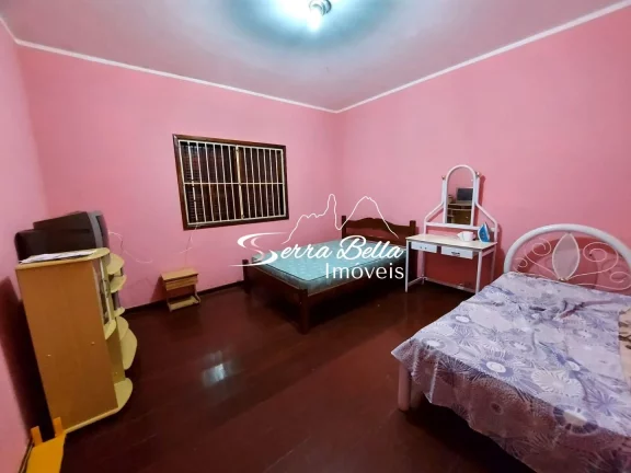 Imagem Fazenda com 3 dormitórios à venda, 580800 m² por R$ 1.500.000,00 - Centro - São José do Vale do Rio Preto/RJ