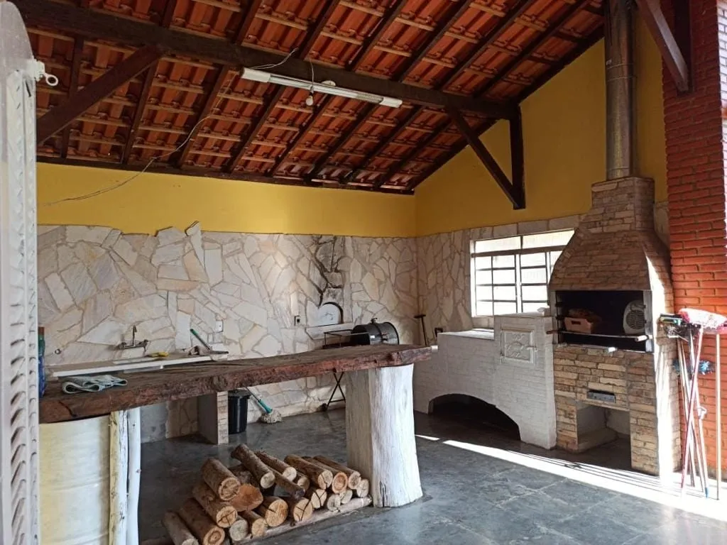 Imagem Chácara à venda 3 Quartos, 1 Suite, 108000M², Zona Rural, São José dos Campos - SP