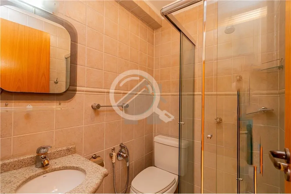 Imagem Bem-vindo a este espaçoso apartamento com uma localização privilegiada e uma variedade de comodid...
