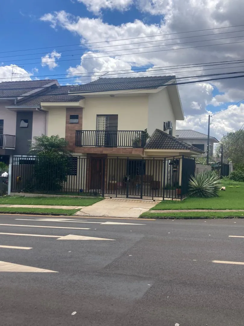 Imagem Sobrado à venda em Cascavel, Coqueiral - 125m²