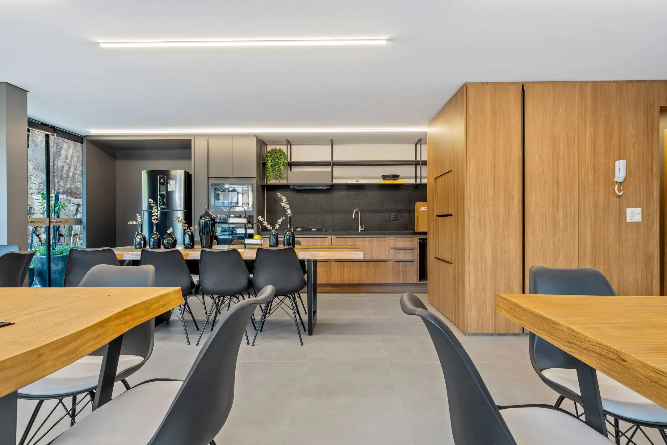 Imagem Apartamento à venda em Gramado, Varzea Grande, com 2 quartos, 61.68m2