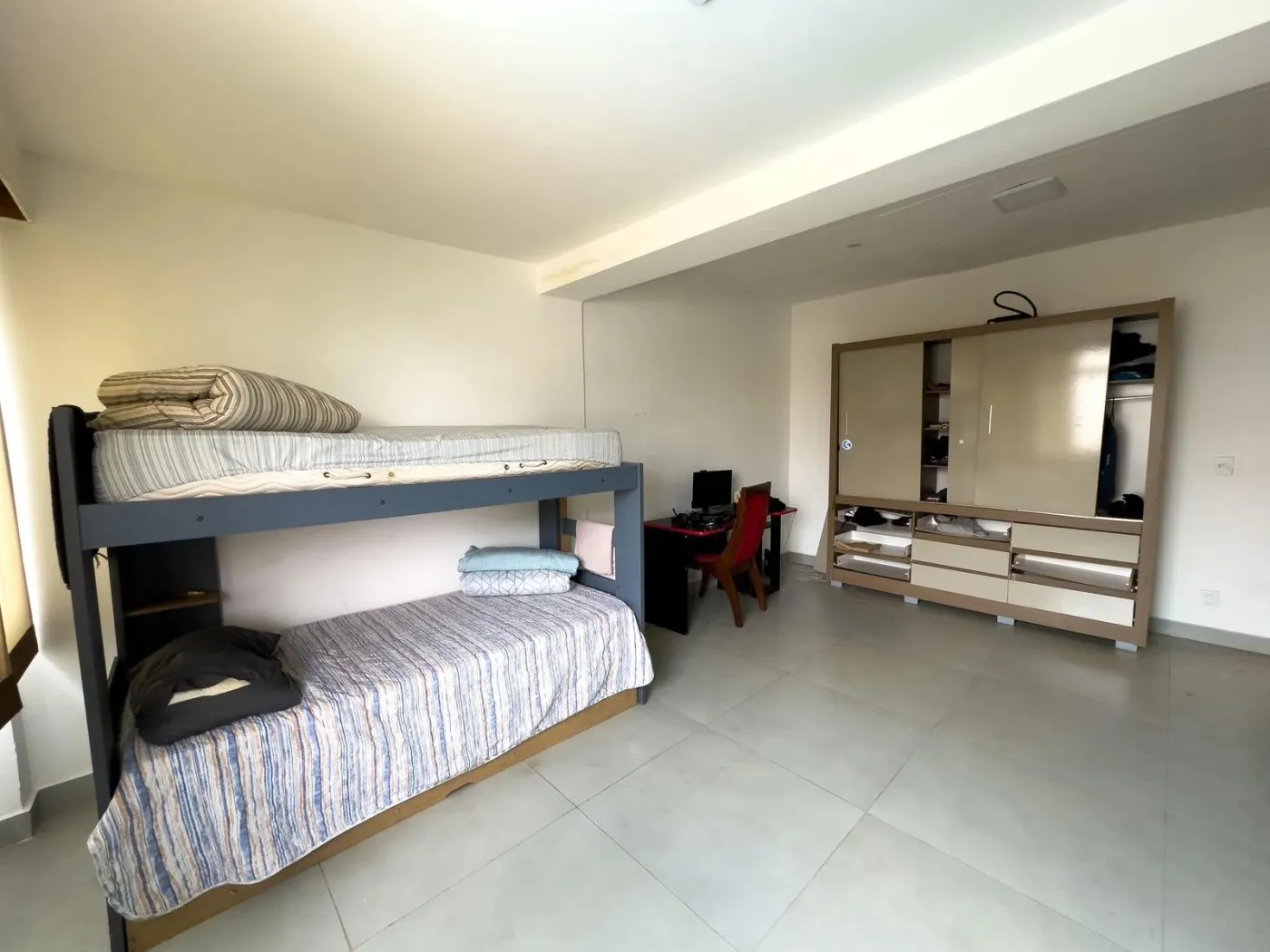 Imagem Casa para Venda em São Paulo, Alto de Pinheiros, 5 dormitórios, 5 suítes, 6 banheiros, 4 vagas