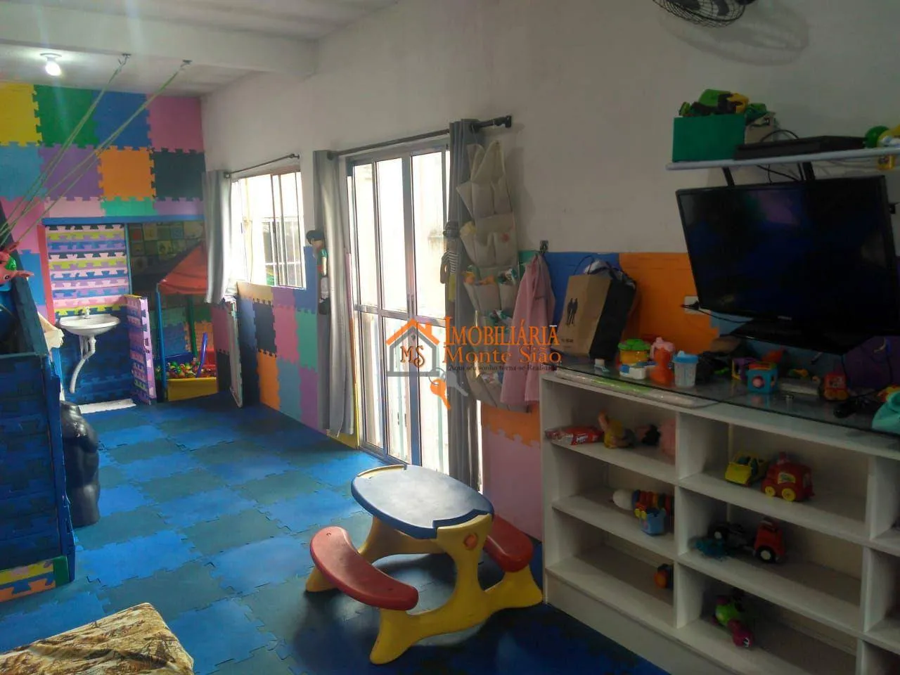 Imagem Casa com 5 dormitórios à venda, 184 m² por R$ 550.000,00 - Jardim Almeida Prado - Guarulhos/SP