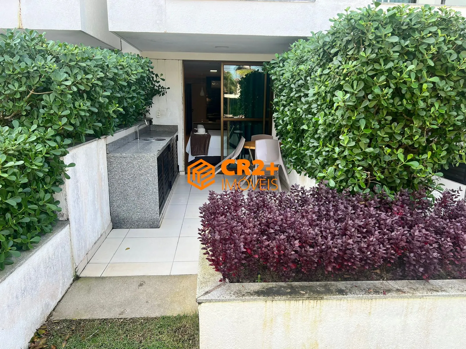 Imagem Vendo Flat 32m² em Porto de Galinhas MOBILIADO com Varanda gourmet no TÉRREO