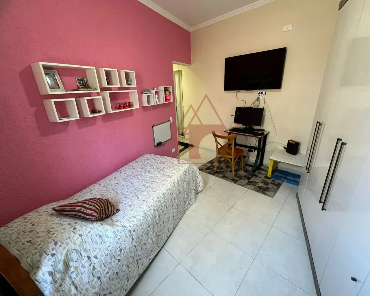 Imagem Sobrado com 3 Quartos à Venda, 156 m² em Aparecida - Santos