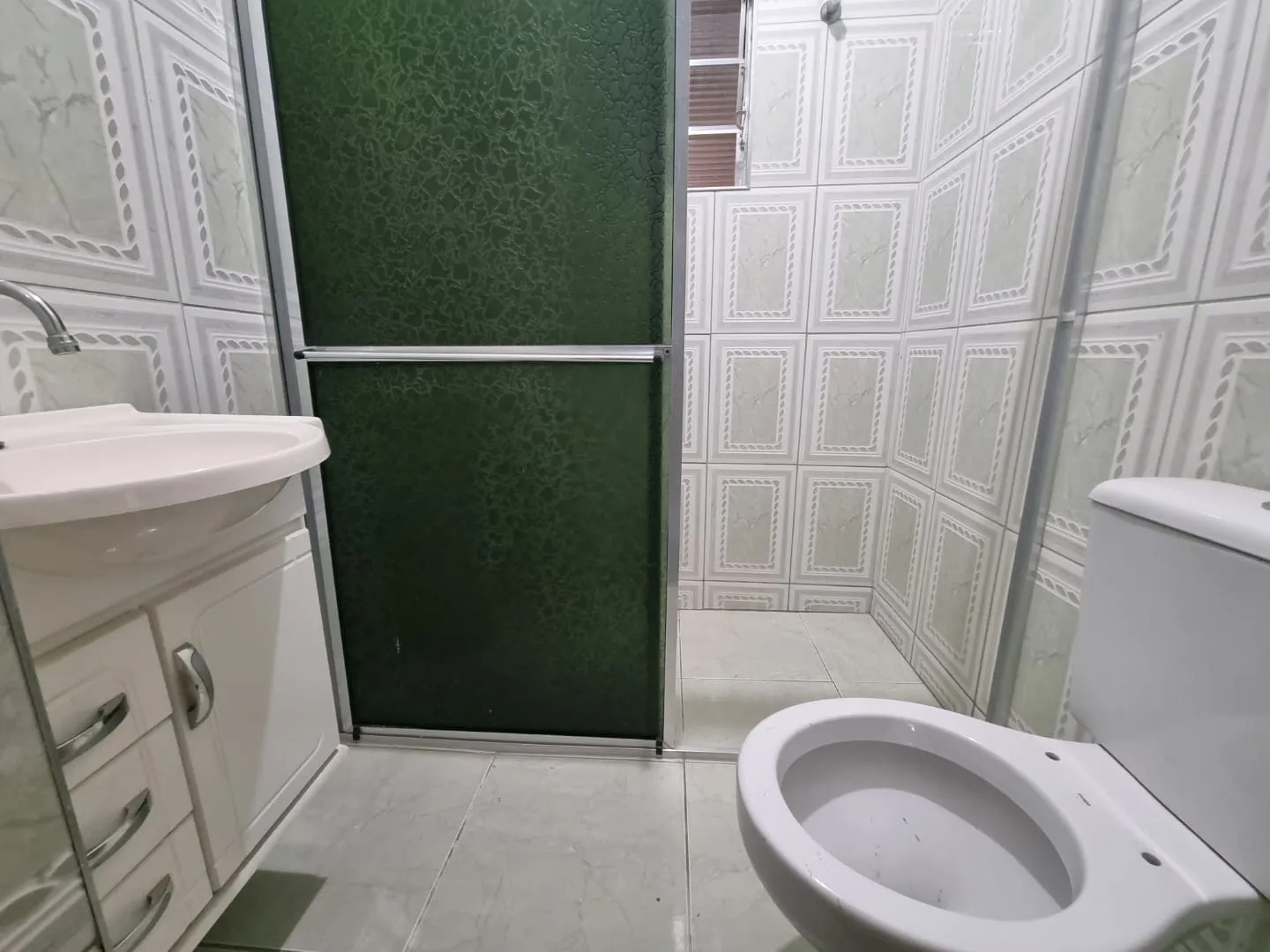 Imagem Casa à venda 2 Quartos, 2 Vagas, 140M², Marieta Azeredo, Pindamonhangaba - SP