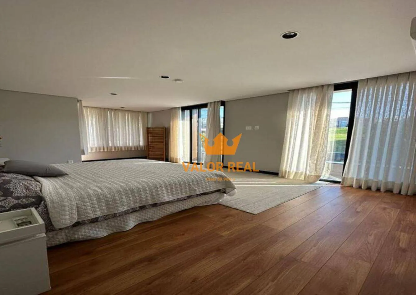 Imagem Casa Altíssimo Padrão no Cond Jardim Atenas, AC 470 m2