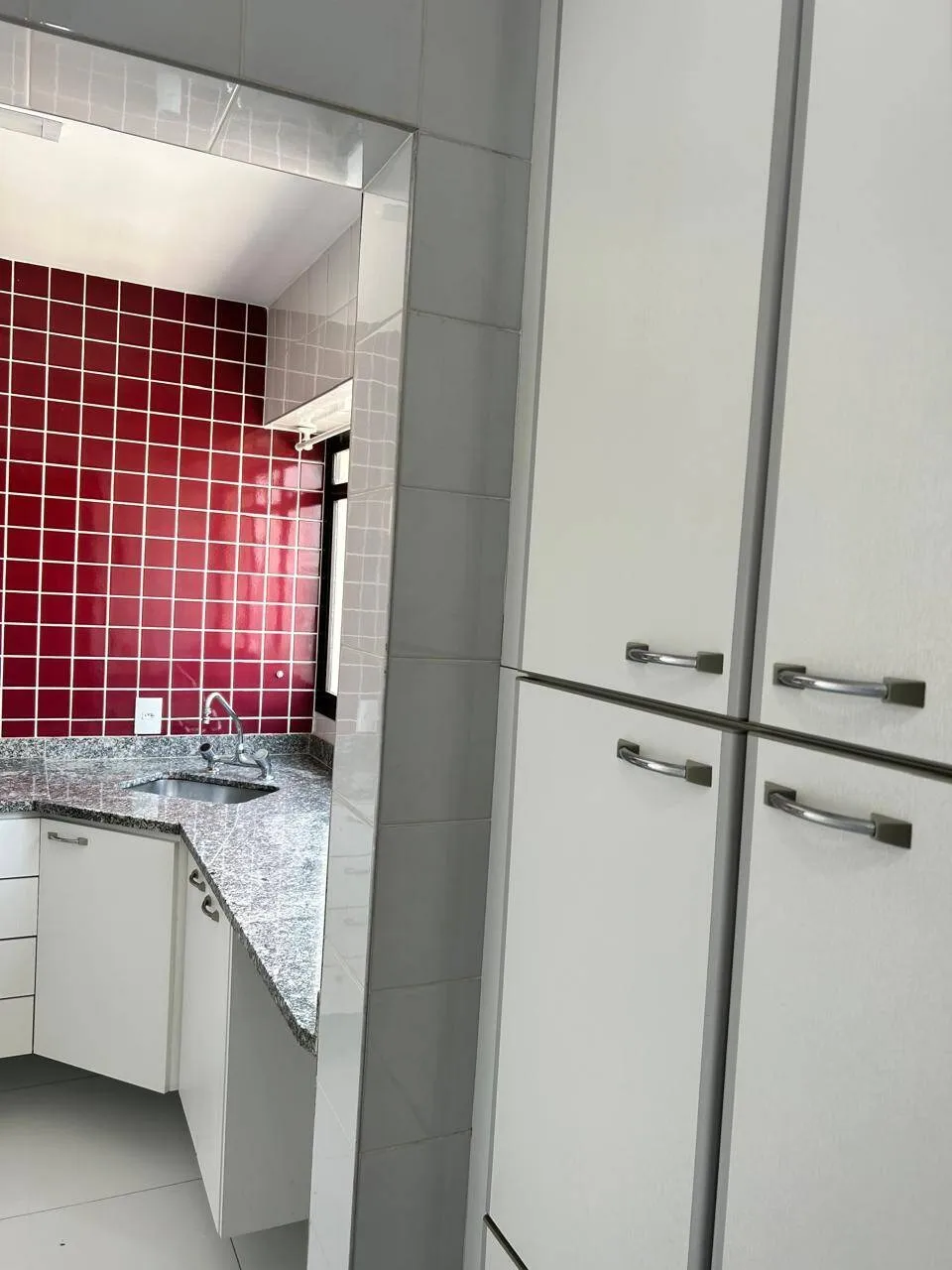 Imagem Apartamento Próximo ao Centro Comercial Alphaville - 3 Dormitórios, 1 Suíte, 90,2m²