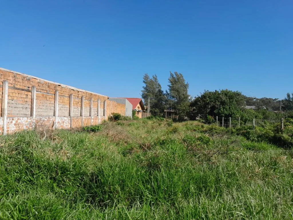 Foto do imóvel Terreno - Bairro Praia do Barco em Avenida Paraguassu, 3913 - Praia do Barco, Capao da Canoa - RS