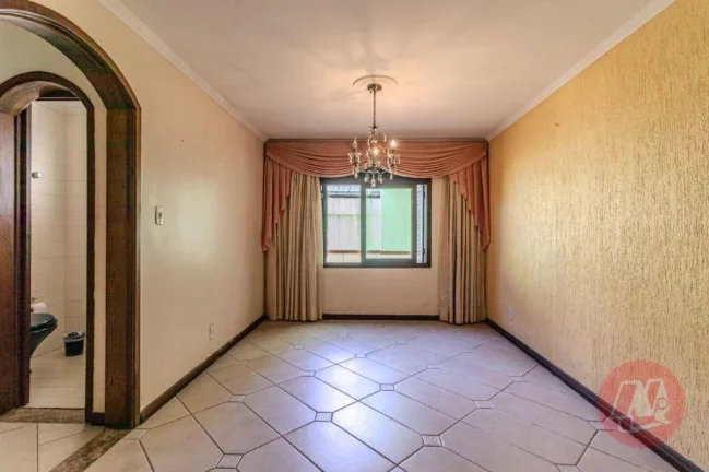 Imagem Casa com 5 dormitórios para alugar, 270 m² por R$ 7.222,00/mês - Partenon - Porto Alegre/RS