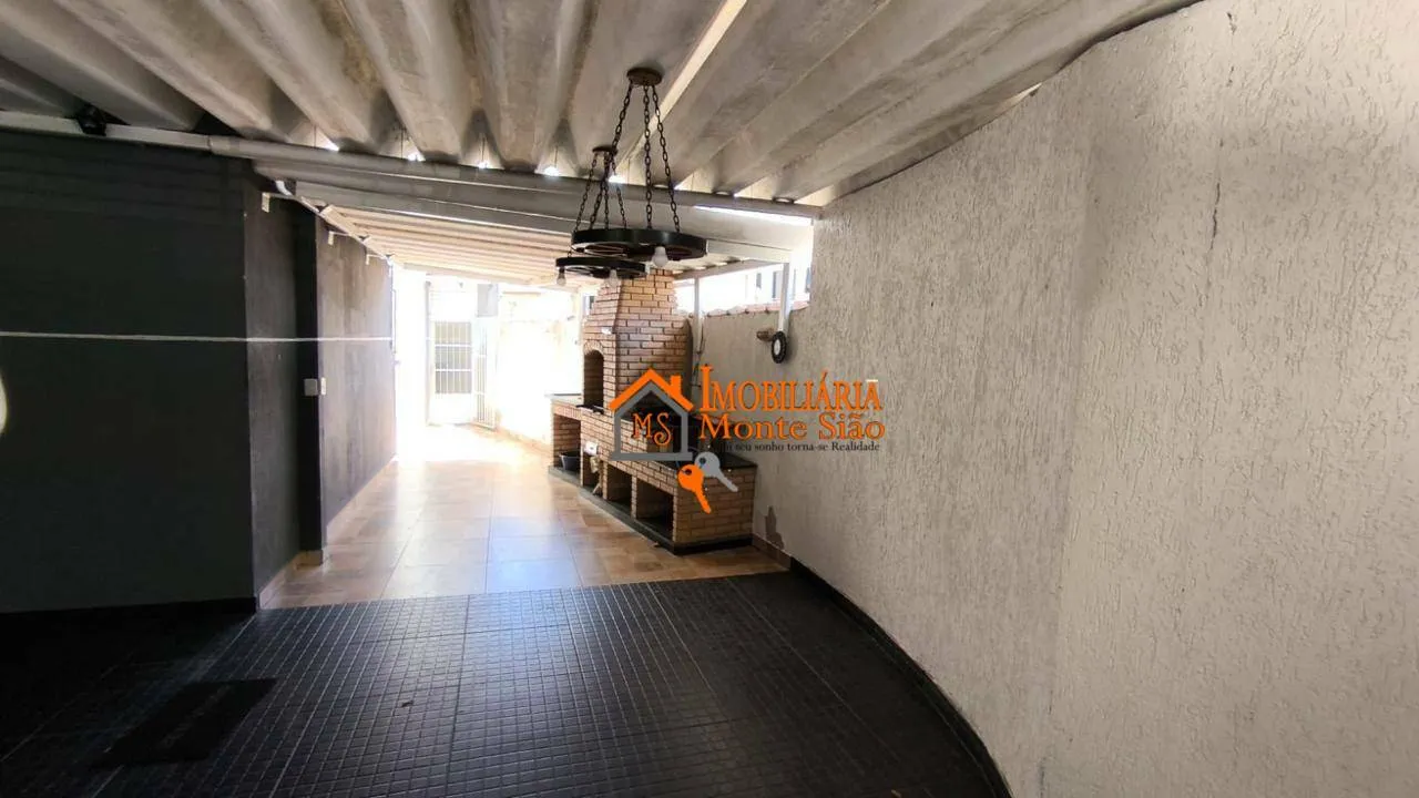 Imagem Sobrado com 3 dormitórios à venda, 186 m² por R$ 700.000,00 - Jardim Presidente Dutra - Guarulhos/SP
